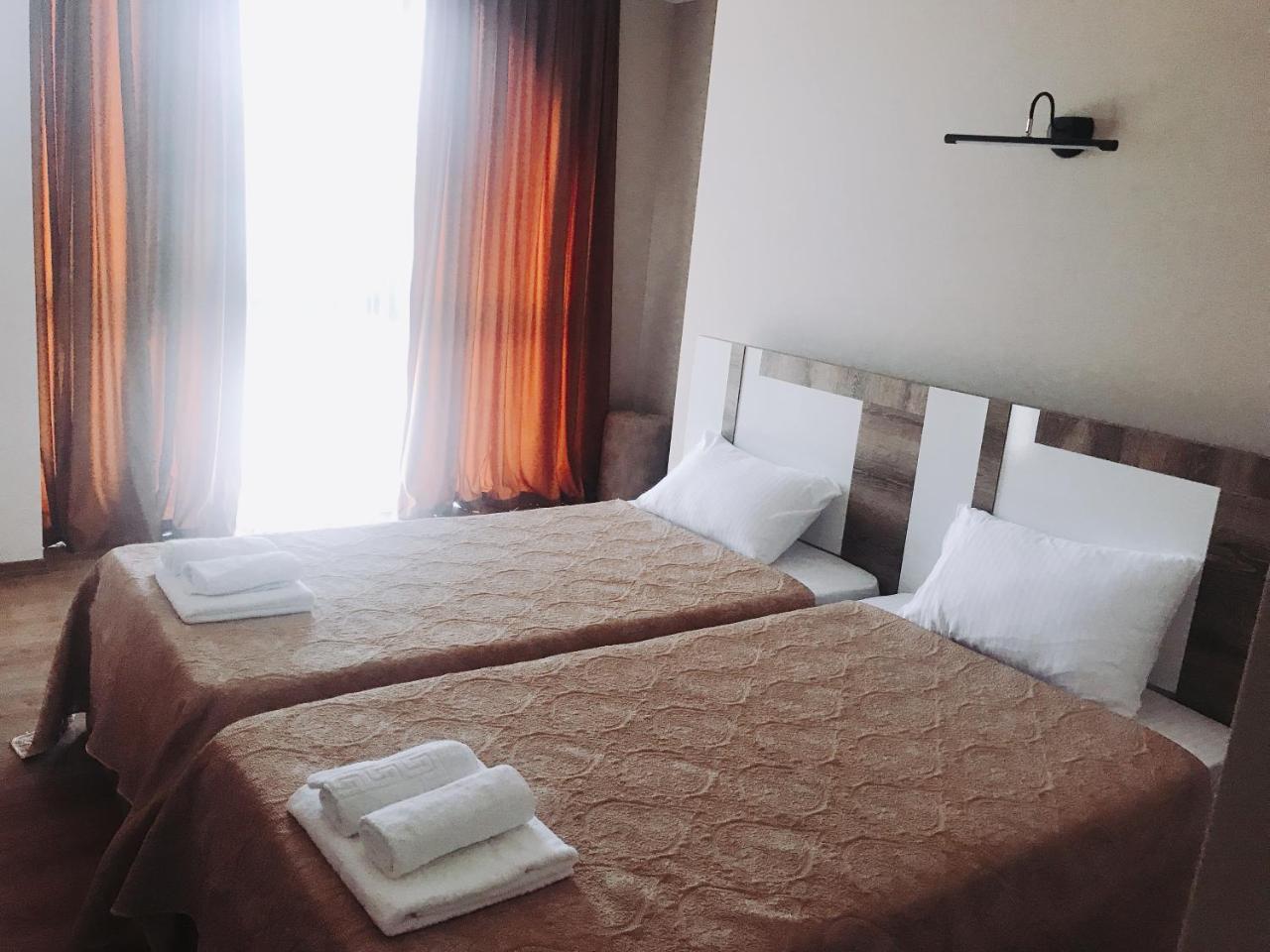 Dream Tower Hotel Batumi Bagian luar foto