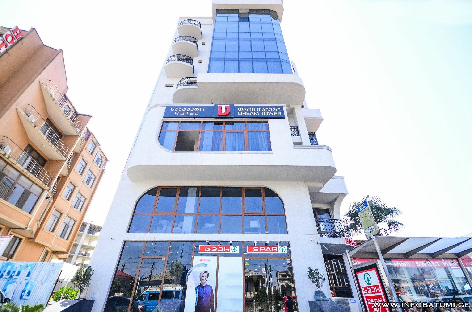 Dream Tower Hotel Batumi Bagian luar foto